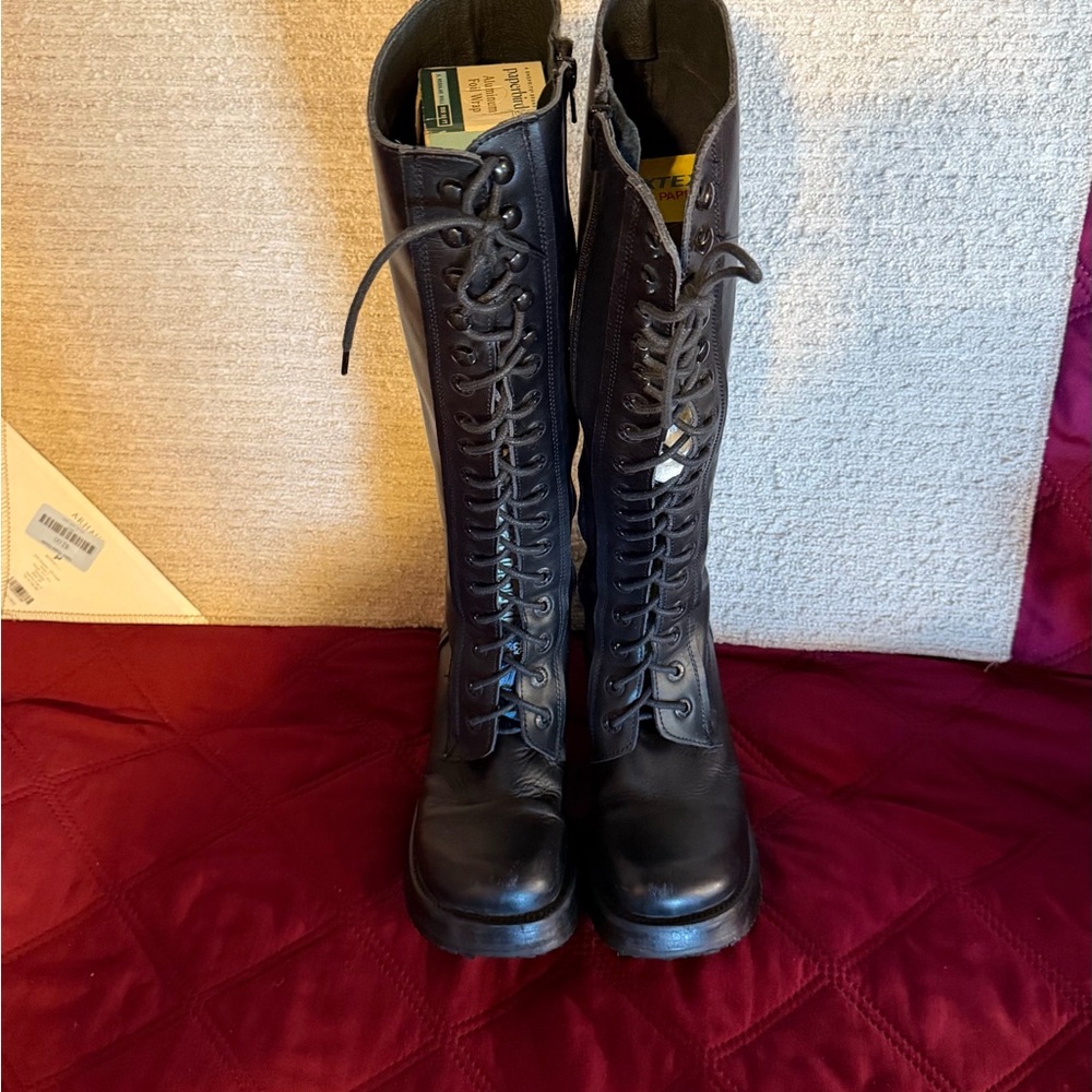 “VINTAGE” DESTROY ,PLATFORM LACE UP TALL BLACK LEATHER RETRO BOOTS Size 8.5 Y2K - Picture 6 of 11